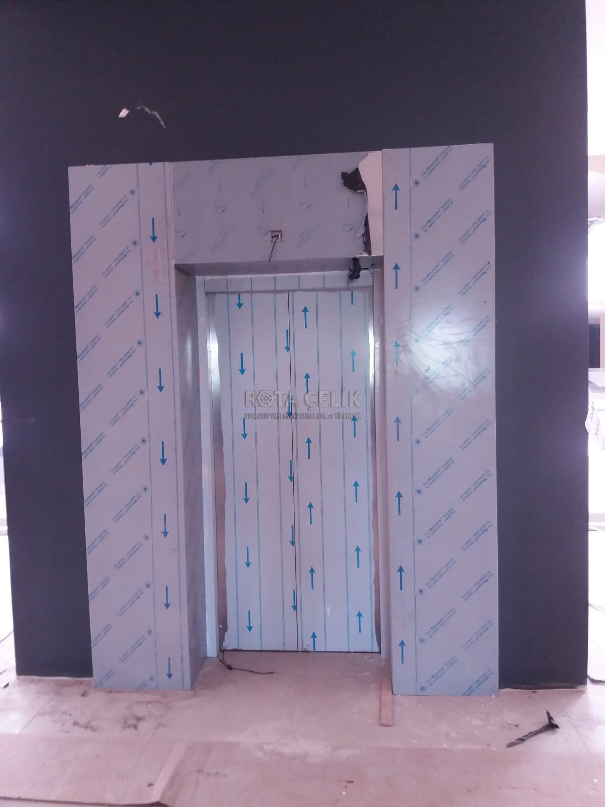 Stainless lift jambs