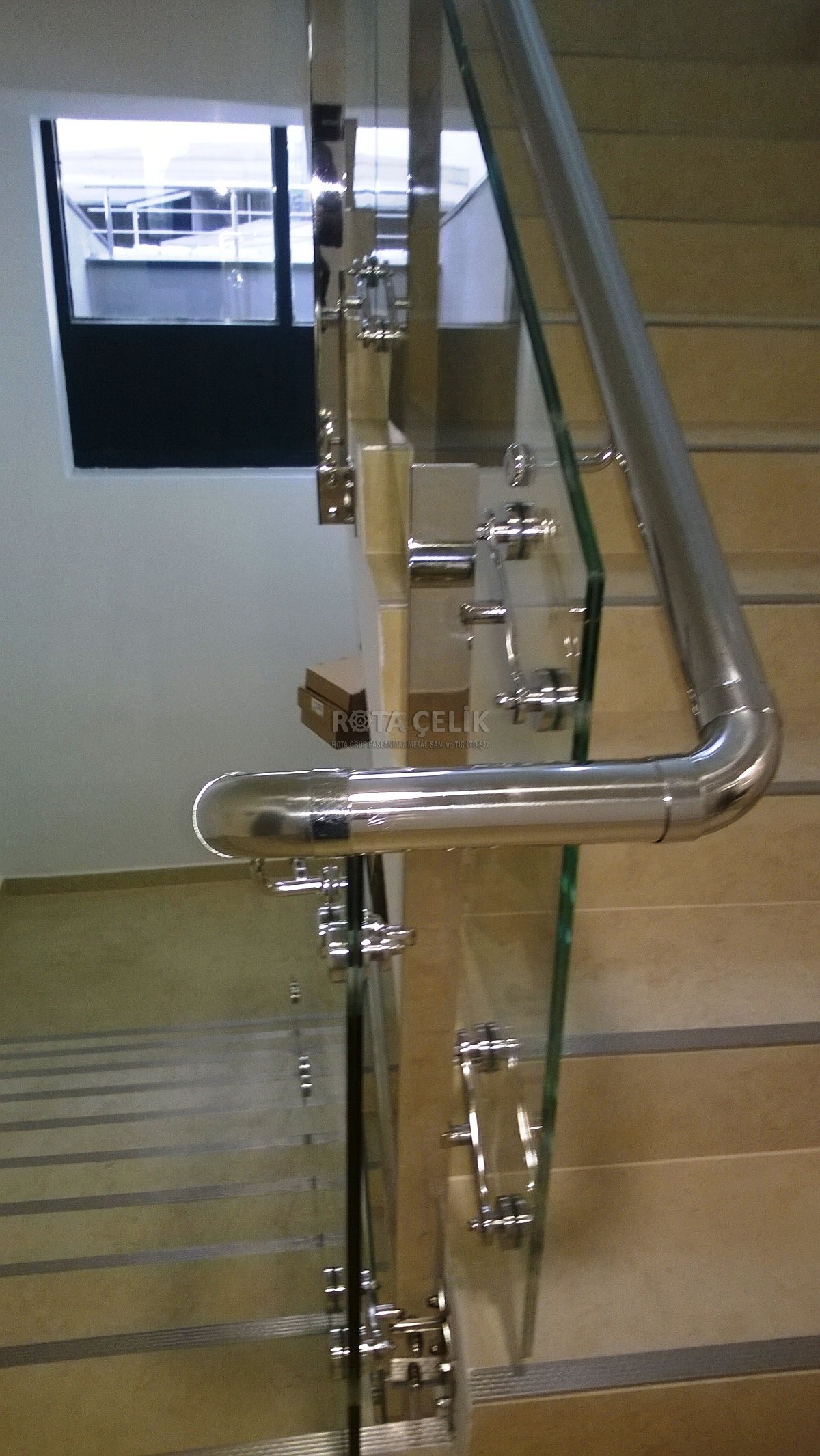Stainless glass and spider railing