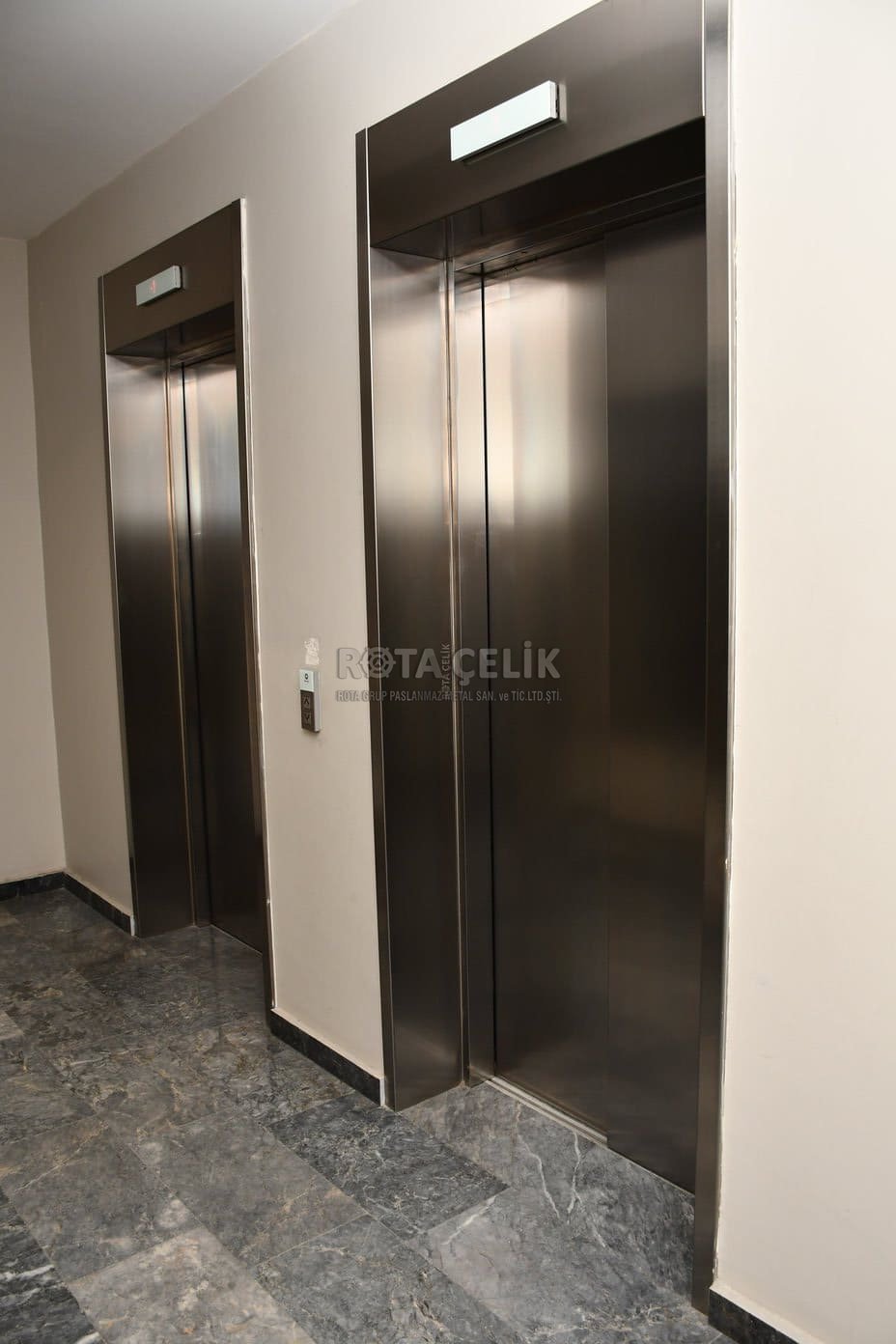 Stainless lift jambs